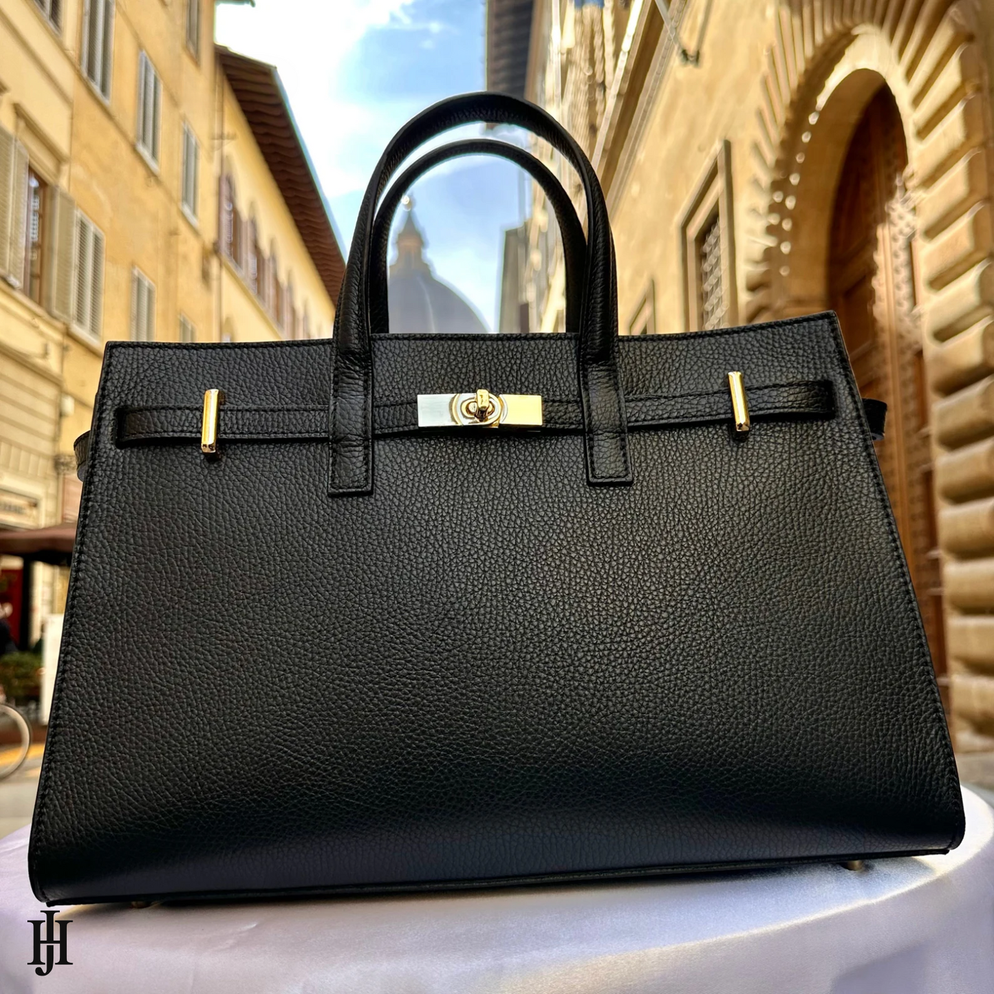 Jones Hudson - Timeless Handbag